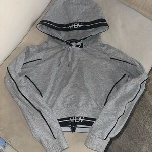 Maniére de Voir Cropped Hoodie